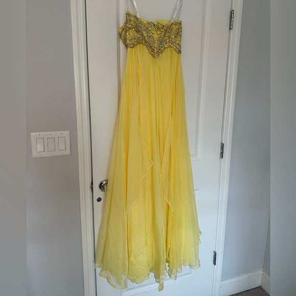 Sherri Hill Yellow Party/Prom Dress- Size 4 - Picture 7 of 8